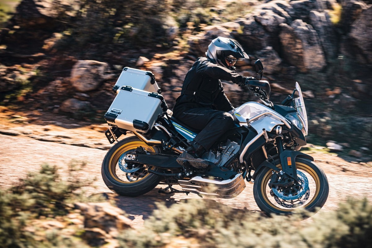 CFMOTO 800MT: in vendita a 9.990 euro